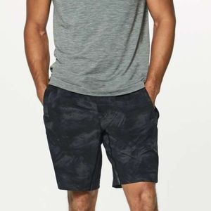 Lululemon Athletica Linerless Pace Breaker Short Off Shore Graphite Grey